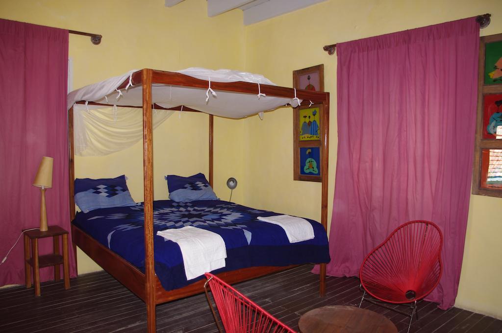 Maison Augustin Ly Gorée Cameră foto