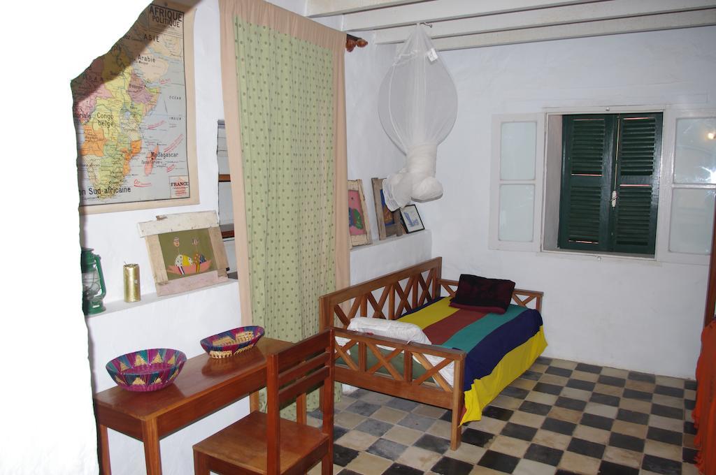 Maison Augustin Ly Gorée Cameră foto